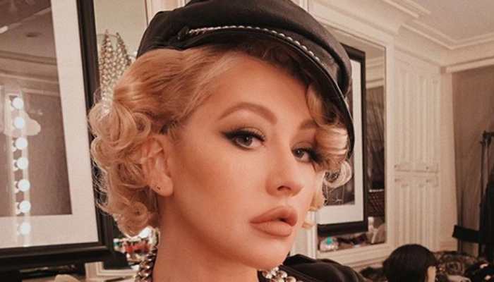 Christina Aguilera: Music industry is full of wolves