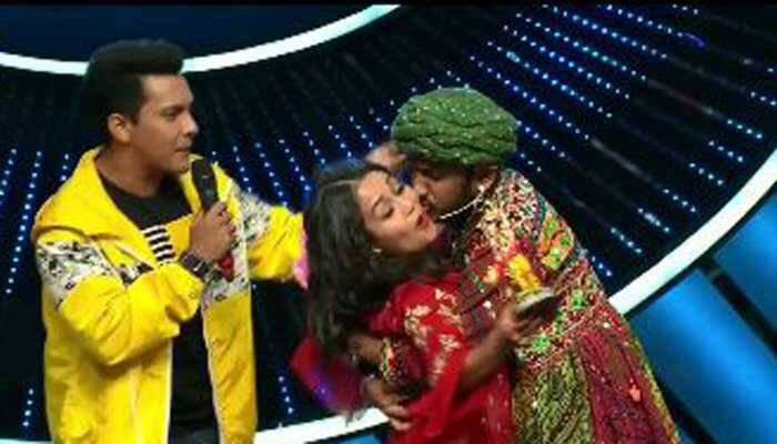 Neha Kakkar forcibly kissed by a contestant on the sets of Indian Idol 11