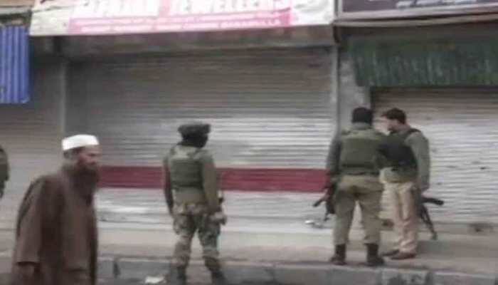 Terrorists attack jewellery store in J&K's Baramulla, no casualties reported