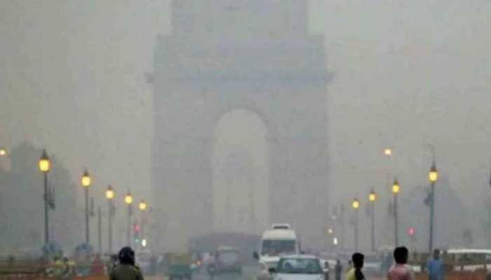 Air quality in Delhi improves but still remains in 'poor' category