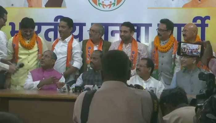 Congress, JMM MLAs, ex-bureaucrats join BJP in Jharkhand