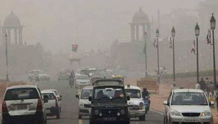 Air quality in Delhi remains 'poor' on Saturday, likely to worsen on Diwali