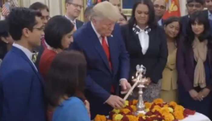 Us President Donald Trump Celebrates Diwali At White House Lights Lamps World News Zee News