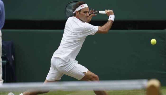 Roger Federer pulls out of Paris Masters 