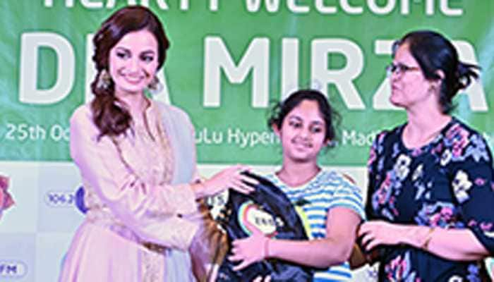 ZEE5 Global and LuLu give customers in Dubai and Abu Dhabi a chance to celebrate Diwali with Dia Mirza