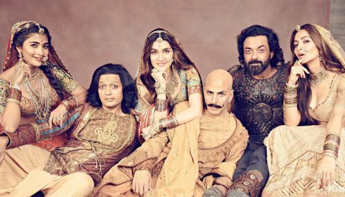 Akshay Kumar starrer 'Housefull 4' continues to stay strong at Box Office