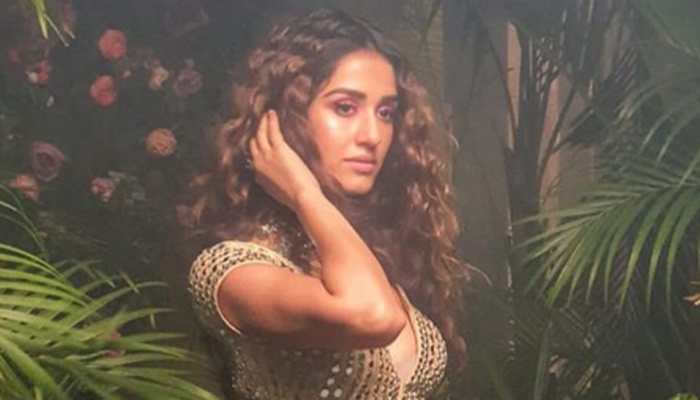 Disha Patani flaunts her washboard abs on Hello India cover—See inside