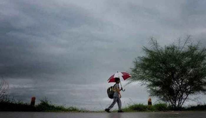 Cyclone Maha: Cabinet Secretary reviews preparedness in Gujarat, Maharashtra