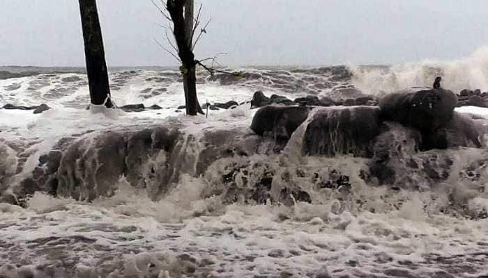 IMD issues wraning of cyclone &#039;Bulbul&#039; over Bay of Bengal