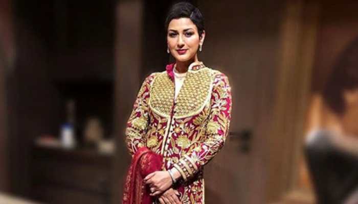 On National Cancer Awareness Day, Sonali Bendre urges everyone to undergo health check-ups