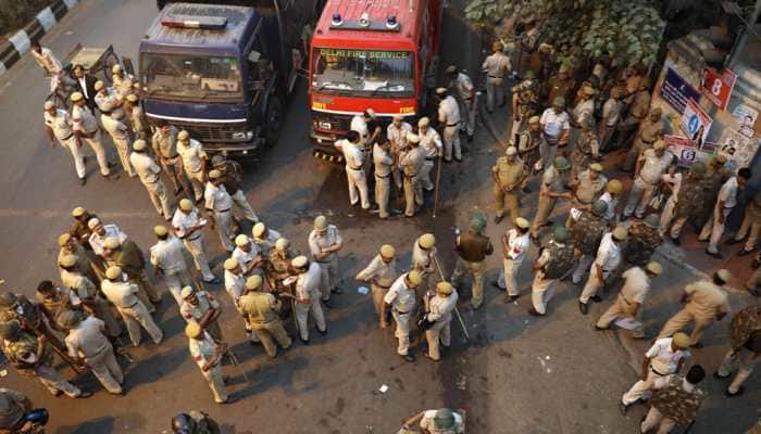 Lawyers, Delhi Police officials&#039; meet fails to break impasse over Tis Hazari incident, strike to continue on Friday