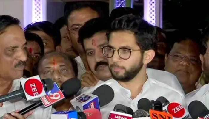 Aditya meets Sena MLAs at Mumbai hotel as deadlock over Maharashtra govt formation continues