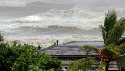 Cyclone 'Bulbul' becomes intense; IMD warns Odisha, West Bengal of heavy rains on Nov 9, asks people to stay indoors