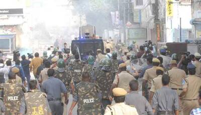 TSRTC protest: Seven policemen injured in stone-pelting, over 1200 people arrested so far