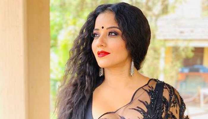 Monalisa flaunts her backless blouse in latest Instagram post 