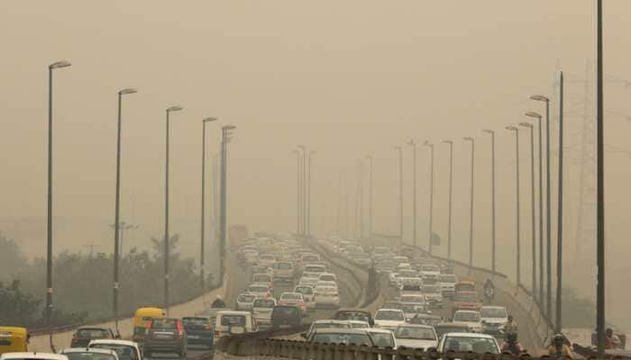 Delhi pollution: Air Quality Index dips to &#039;severe&#039; category; Noida records highest AQI of 572