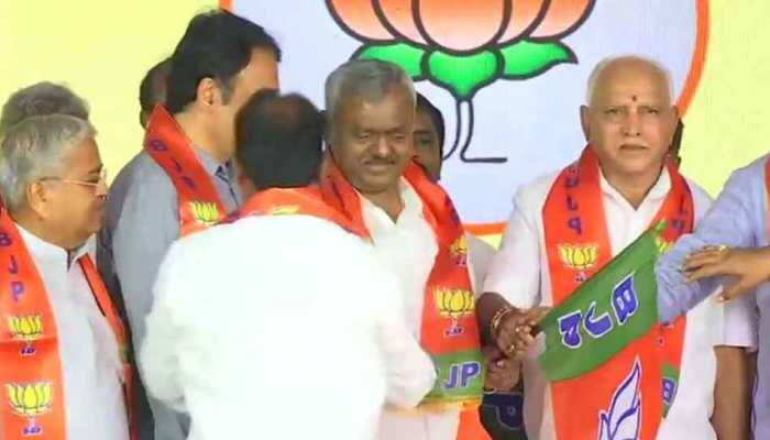 15 disqualified Congress-JD(S) Karnataka MLAs join BJP