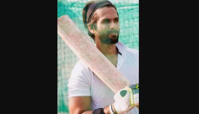 Shahid Kapoor hones his cricketing skills for 'Jersey' role