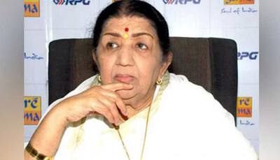 Lata Mangeshkar's health shows signs of improvement