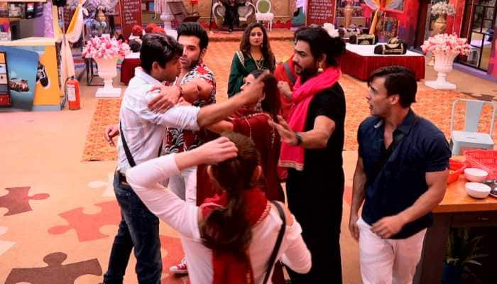 Bigg Boss 13 day 50 written updates: Paras, Sidharth compete for &#039;Shehnaz ka Swayamvar&#039; in the house