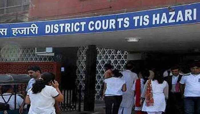 Tis Hazari clash: SIT submits progress report to Delhi HC in lawyer vs police case