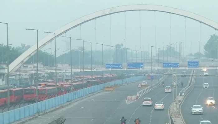 Delhi pollution: Air Quality Index docks at &#039;Poor&#039; category, to deteriorate slightly in next two days