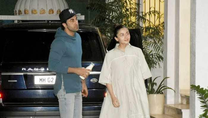 Alia Bhatt joins Ranbir Kapoor, Karisma Kapoor for Armaan Jain&#039;s birthday party 