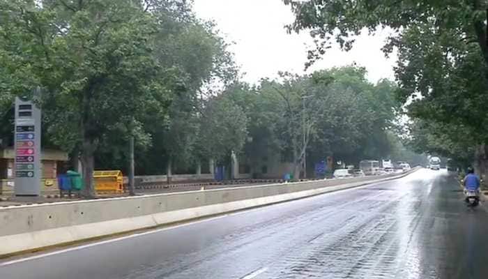 Rain lashes parts of Delhi; air quality improves significantly, AQI reaches 'Moderate' category