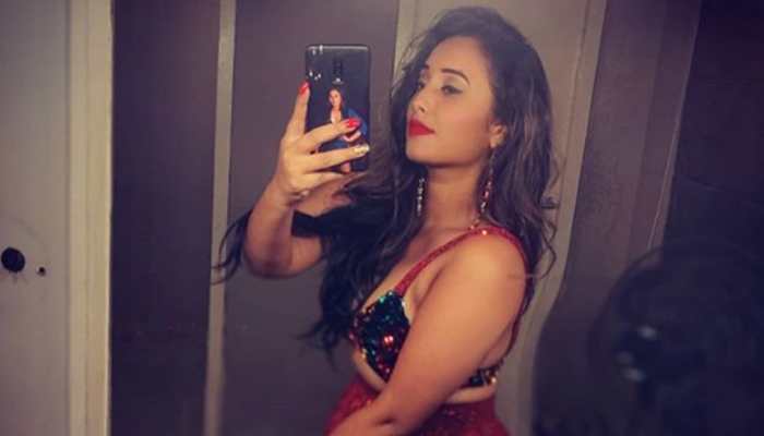Rani Chatterjee&#039;s latest mirror selfie in a red bikini top and hot pants oozes oomph – See pic