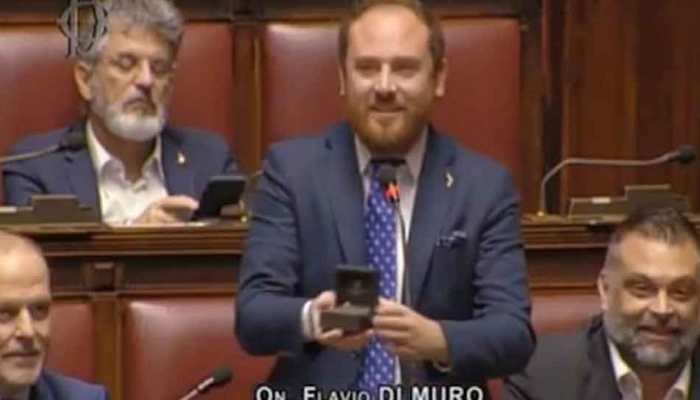 Love above all in Italy&#039;s Parliament as MP proposes to girlfriend in middle of parliamentary debate
