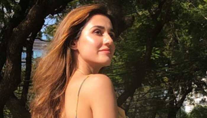 Disha Patani gives major weekend vibes in yellow floral dress—Pics