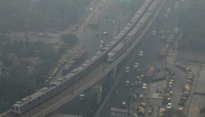 Air quality in Delhi dips for second consecutive day, AQI remains in &#039;Poor&#039; category
