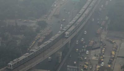 Air quality in Delhi dips for second consecutive day, AQI remains in 'Poor' category