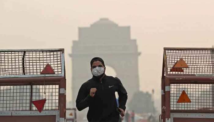 Delhi air quality remains in &#039;very poor&#039; category, AQI crosses 370 mark
