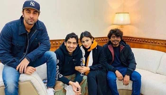 Ranbir Kapoor, Mouni Roy chill in Manali sans Alia Bhatt