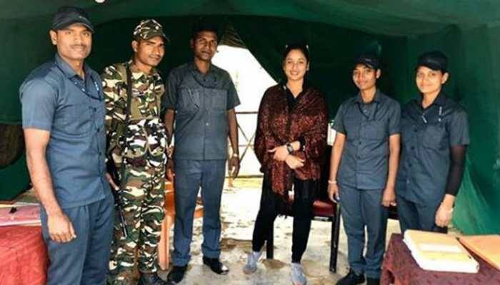 Rani Chatterjee visits India-Nepal border, shares pic