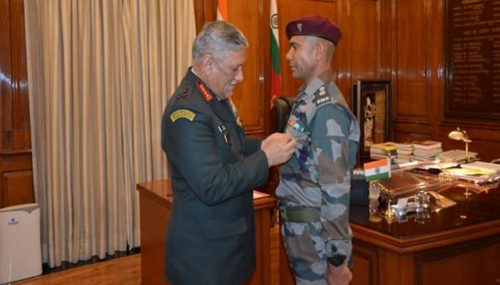 Swaroop Singh Kuntal awarded Chief of Army Staff Commendation Card by Army Chief General Bipin Rawat