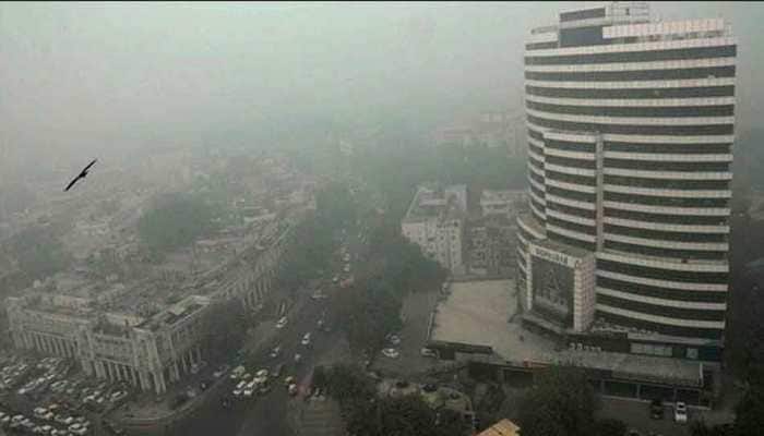 Delhi&#039;s air quality improves to moderate category, AQI drops to 115