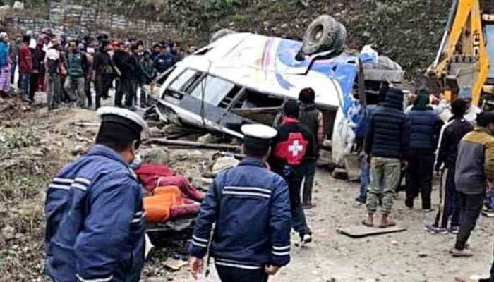 Nepal bus accident: Death toll rises to 14; six deceased identified
