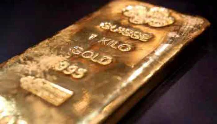 Gold prices down as easing trade worries lead to riskier bets