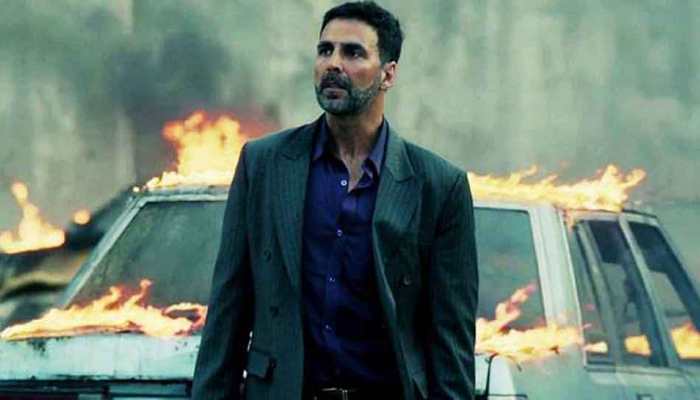 Akshay Kumar clarifies he 'accidentally' liked a tweet hailing police crackdown in Jamia