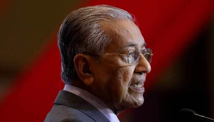 MEA summons top Malaysian diplomat over PM Mahathir Mohamad&#039;s remark on CAA: Sources
