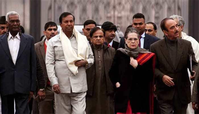 Anti-Citizenship protests: Sonia, Rahul Gandhi to lead Congress dharna at Delhi&#039;s Raj Ghat on Dec 22
