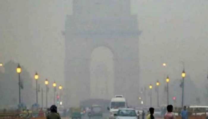 Delhi-NCR battles cold wave, AQI remains at &#039;very poor&#039;