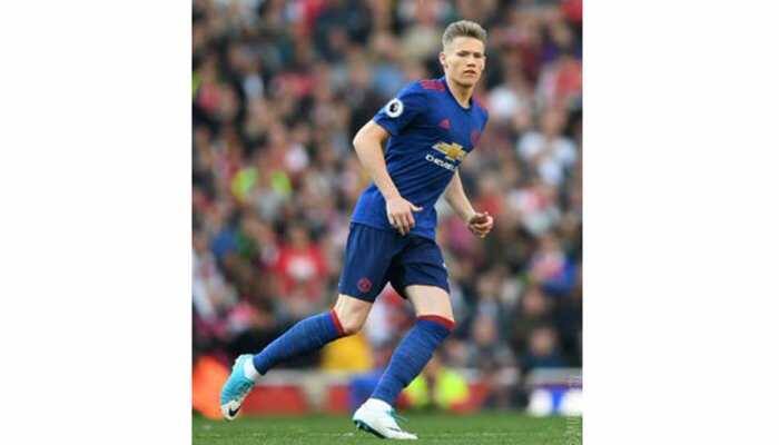 Premier League: Manchester United's Scott McTominay suffers knee injury 