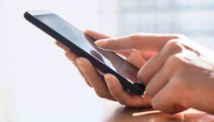 Smartphones affects mental, physical health of 70 percent Indians: Survey 