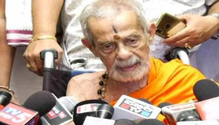 Vishwesha Theertha Swami, Seer of Udupi Pejavara Mutt, dies at 88