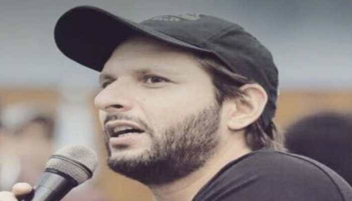 Shahid Afridi confesses he smashed TV after daughter imitated 'arti'--Watch