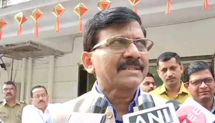 Shiv Sena&#039;s Sanjay Raut defends &#039;Free Kashmir&#039; poster at Gateway, says &#039;protester wanted end of restrictions, internet ban&#039;