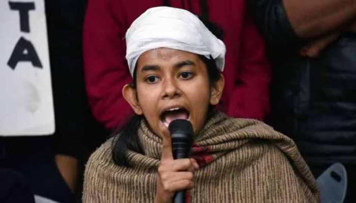 JNUSU president Aishe Ghosh files 'attempt to murder' complaint after violence on campus